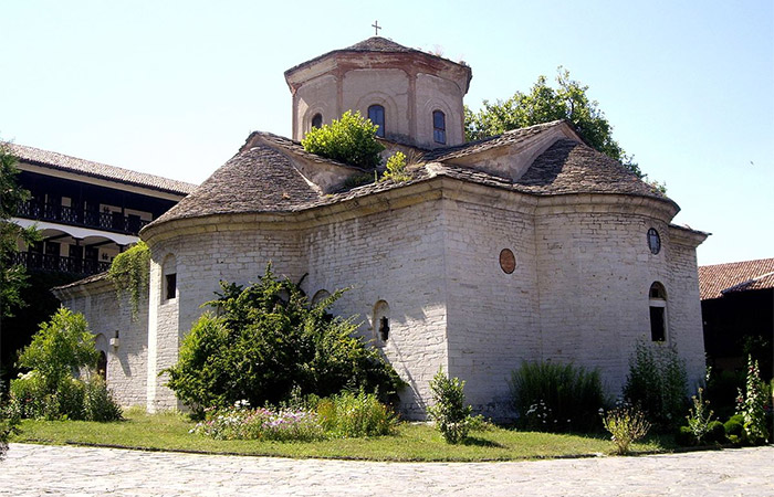 Монастырь Св. Кирик. Асеновград, Болгария